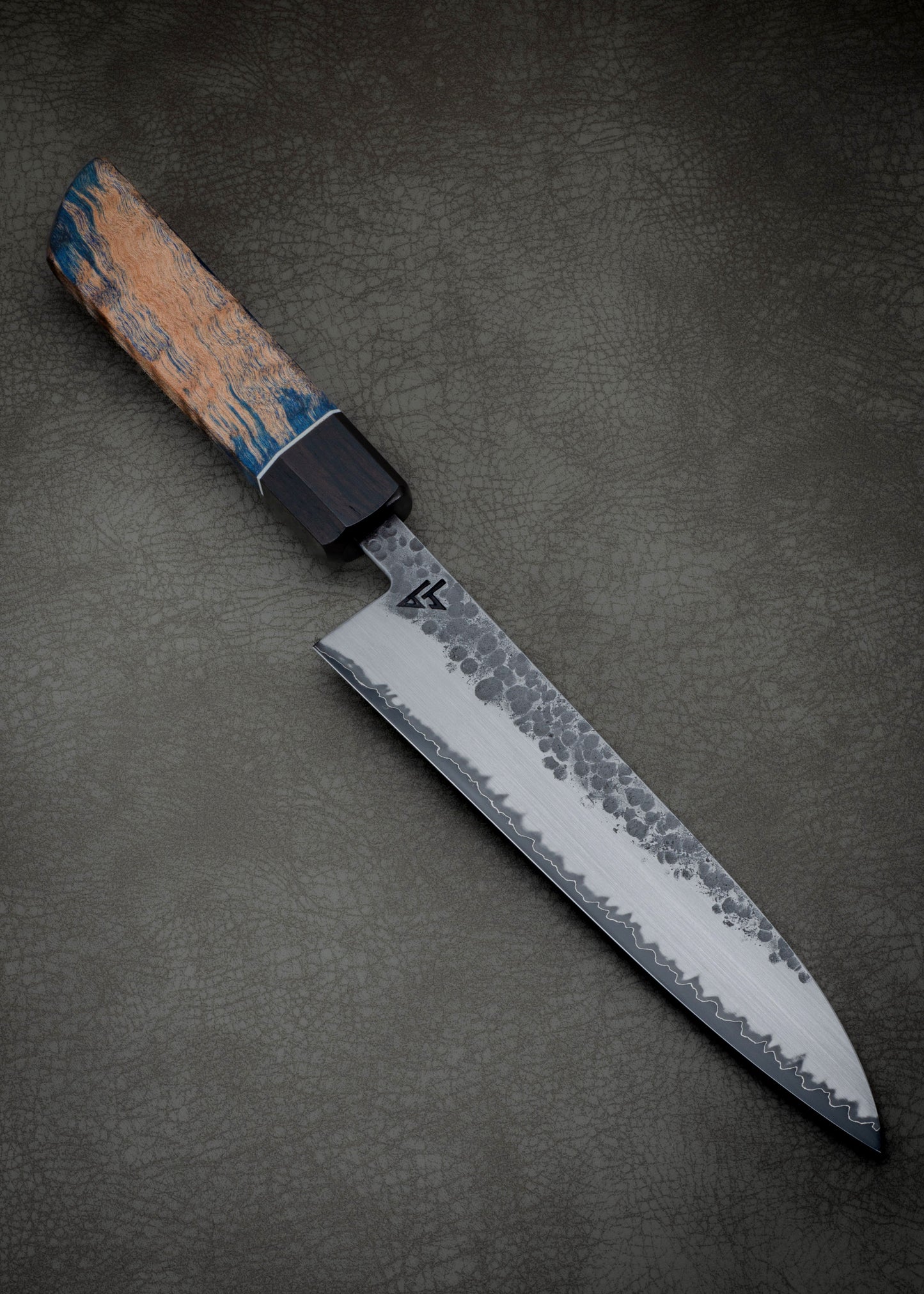 Oversized Petty Knife (7.1") -- Vtoku2 w/ Dyed Maple